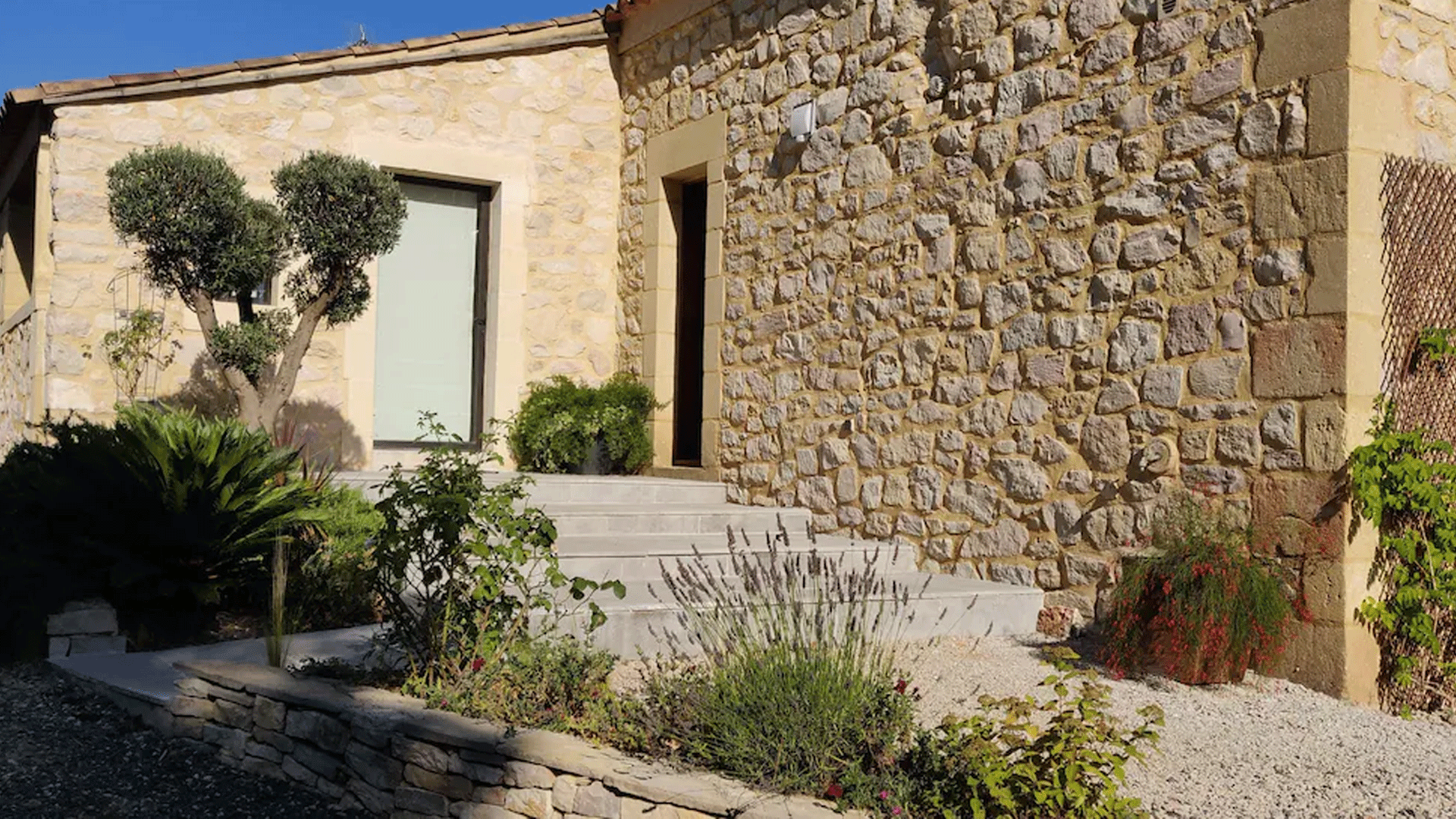 entree-principale---exterieur